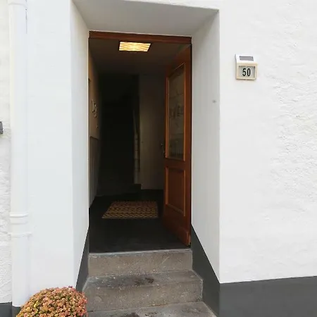 Ferienhaus Am Brunnen Ellenz-Poltersdorf