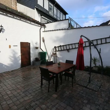 Ferienhaus Am Brunnen Ellenz-Poltersdorf